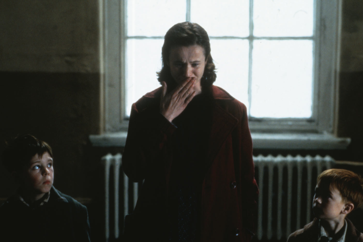 Emily Watson in scene from Angela's Ashes