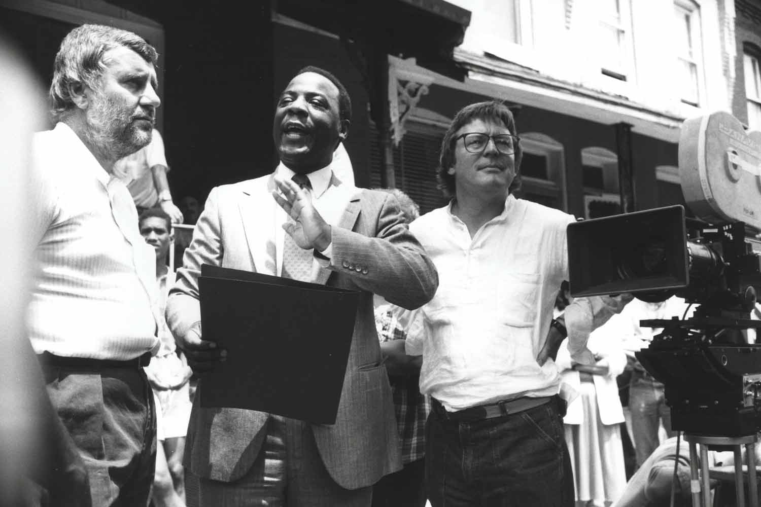 Alan Marshall, Mayor Wilson Goode, Alan Parker on the set of the film Birdy