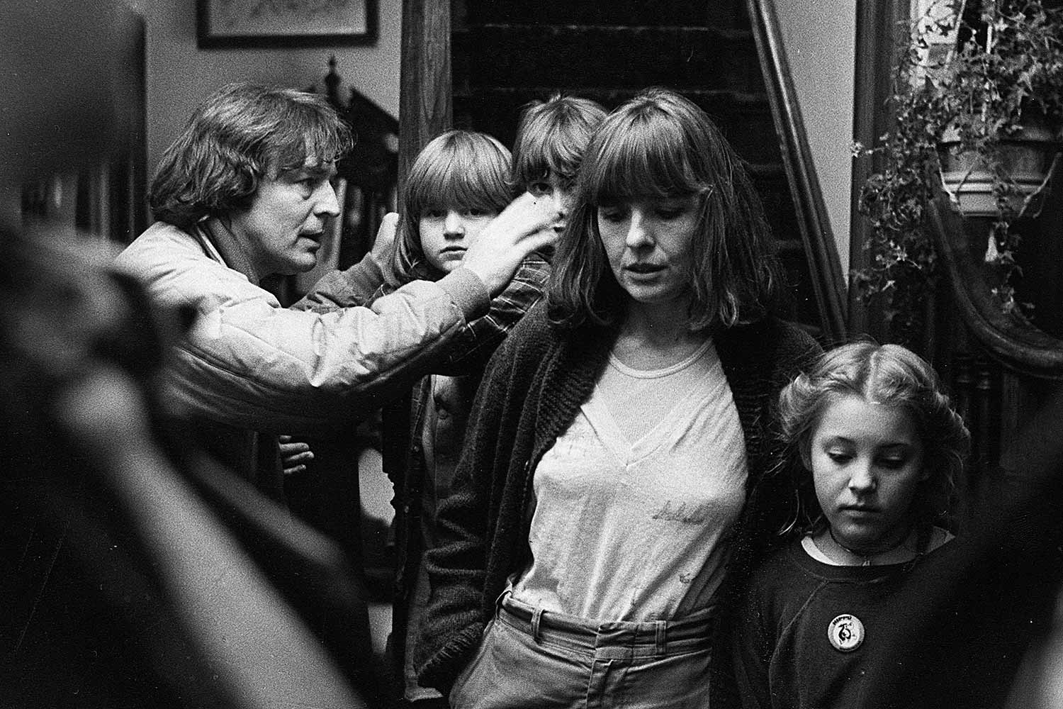 Alan Parker and Diane Keaton on set Shoot the Moon