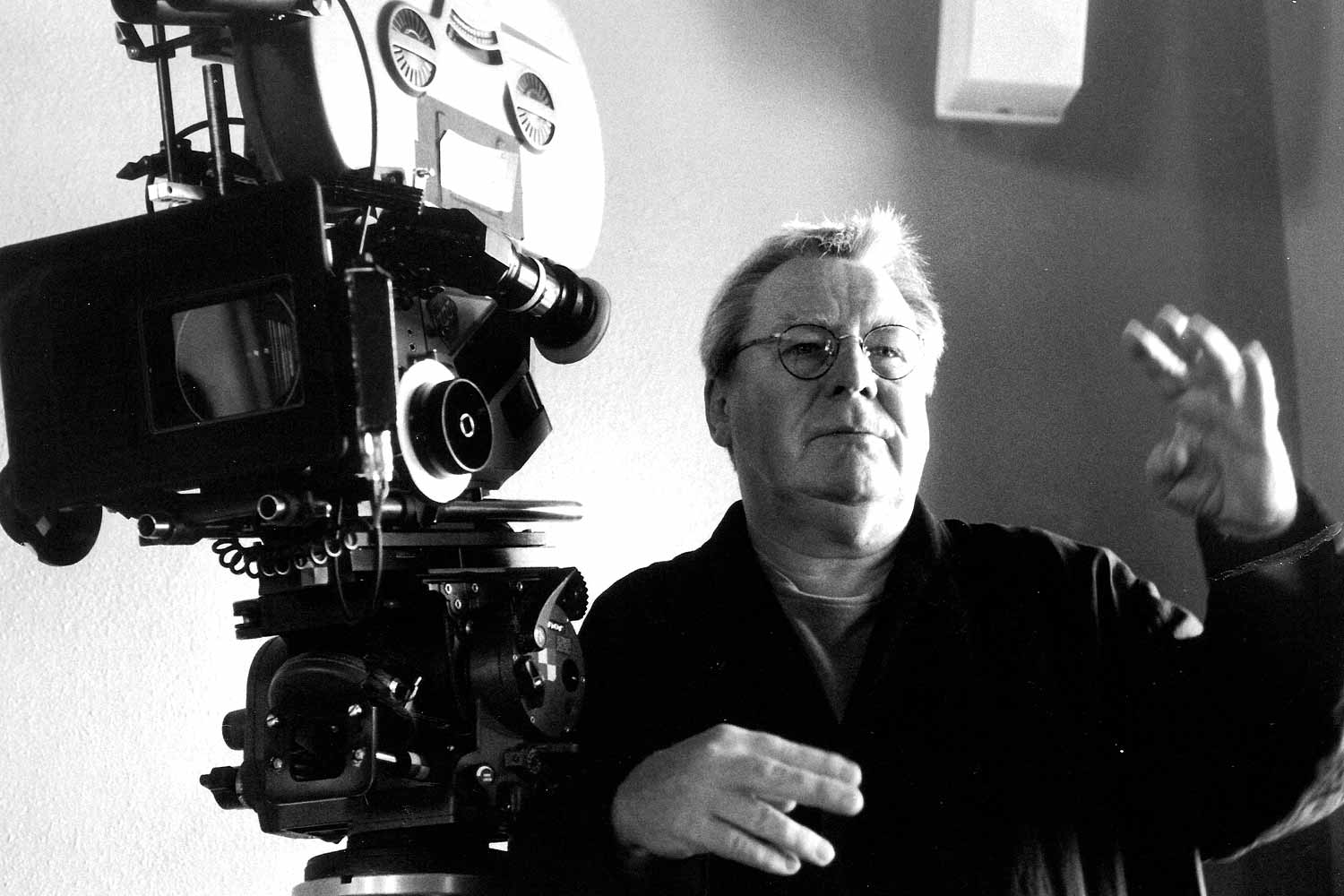 Alan Parker on the set of The Life of David Gale
